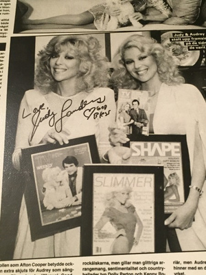 Judy Landers lehtikuva nimikirjoituksella
