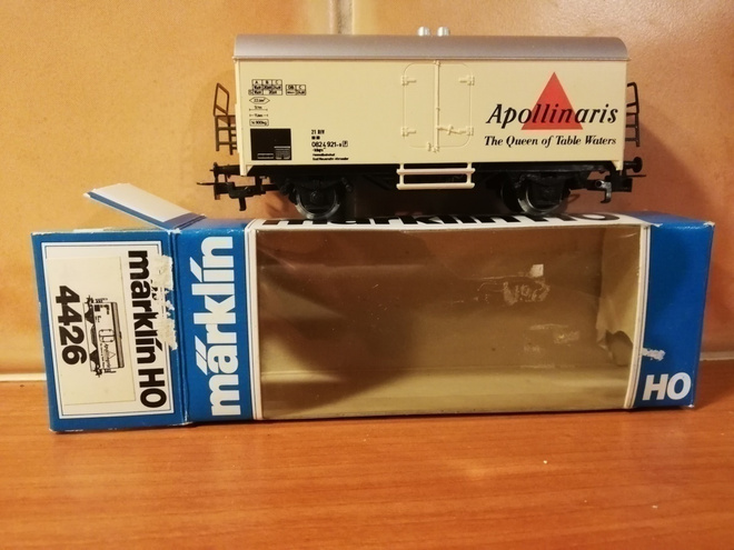 Märklin 4426 Jäähdytysvaunu Apollinaris H0