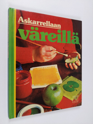 Janet Allen : Askarrellaan väreillä