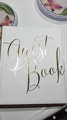 KAUNIS QUEST BOOK