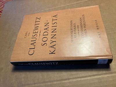 CLAUSEWITZ SODANKÄYNNISTÄ HYVÄ