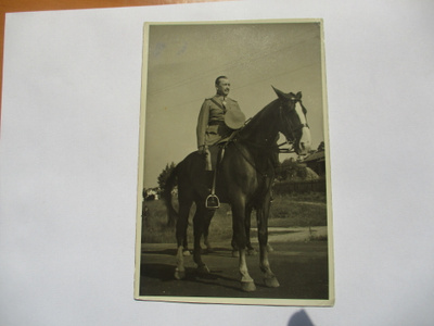 Mannerheim ja kahdeksanjalkainen hevonen kp- 1942