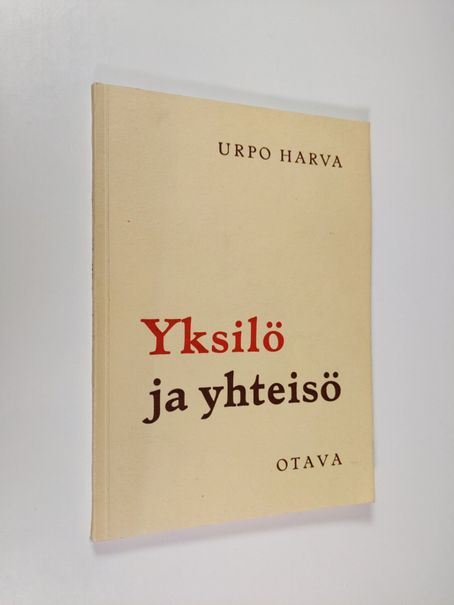 Urpo Harva : Yksilö ja yhteisö