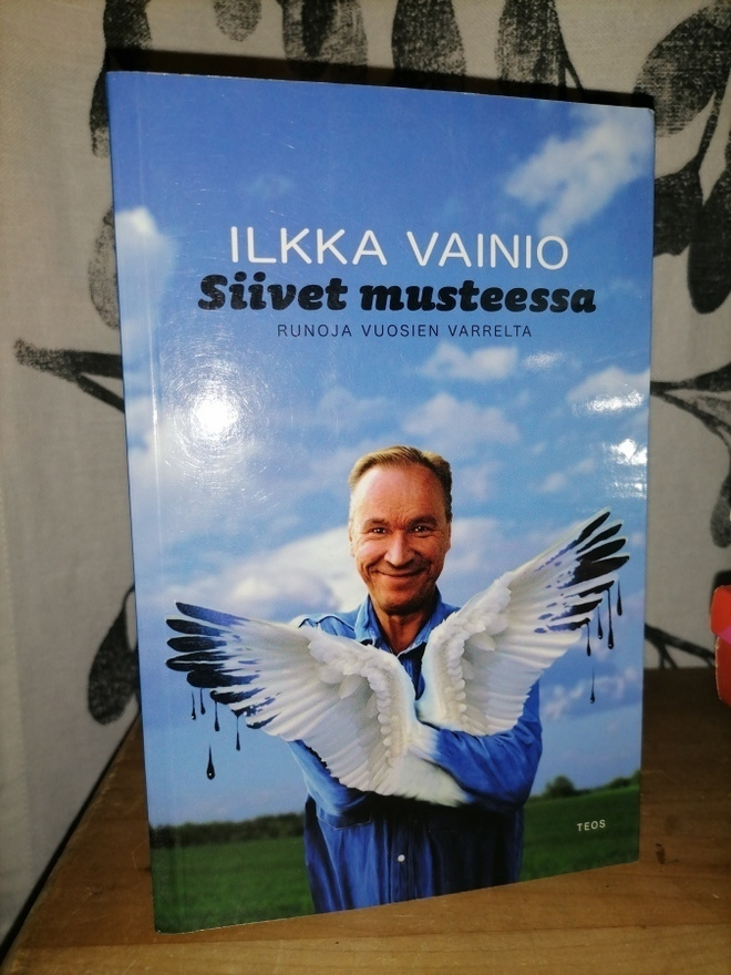 Ilkka Vainio - Siivet musteessa - Tekstejä - 1.p.Uusi
