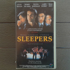 VHS: Sleepers - Katuvarpuset (Robert De Niro, Brad Pitt 1996 - pikkukuva 1