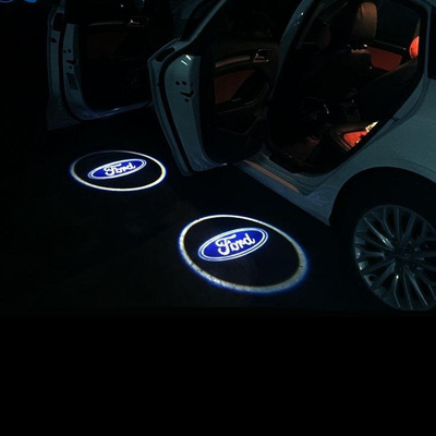 Ford logolliset ovivalot — heijasta logo maahan