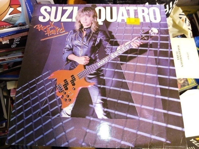 LP SUZI QUATRO :  ROCK HARD ( SIS POSTIKULU)