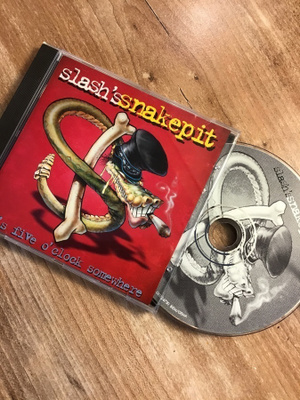 Slash`s Snakepit - its five o`clock somewhere CD