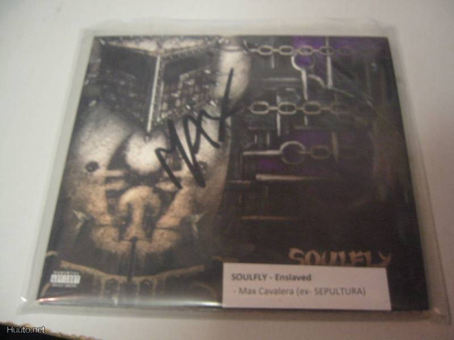 SOULFLY - ENSLAVED CD MAX CAVALERA NIMIKIRJOITUKSELLA