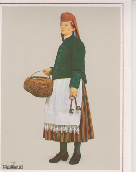 Eesti kansallispuku Naine. Kadrina p174