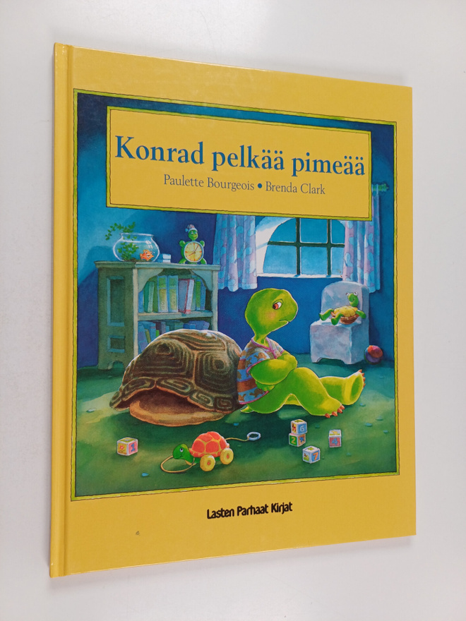 Paulette Bourgeois : Konrad pelkää pimeää