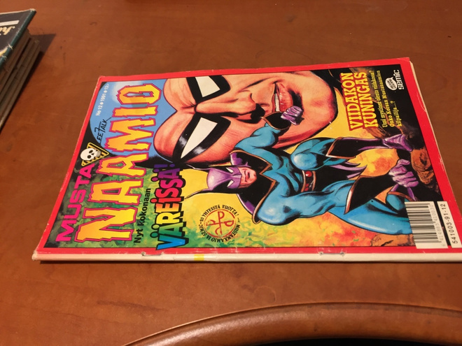 MUSTANAAMIO 12/1991