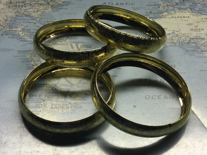 4kpl..7cm metalliranneketta