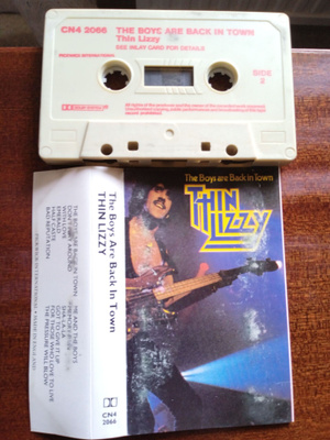 C- KASETTI: THIN LIZZY : THE BOYS ARE BACK IN TOWN