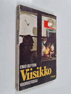Enid Blyton : Viisikko vuoristossa