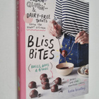 Kate Bradley : Bliss Bites : Vegan, Gluten- & Dairy-Free ... - pikkukuva 1