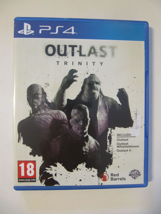 PS4-peli Outlast Trinity