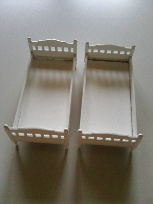 Nukkekoti Lundby sängyt