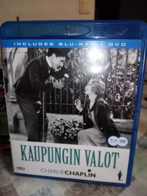 BLU-RAY + DVD : Kaupungin valot ( SIS POSTIKULU)