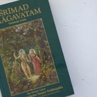 Prabhupada, kirjat, 4 kpl., yht. yli 2600 sivua. - pikkukuva 3
