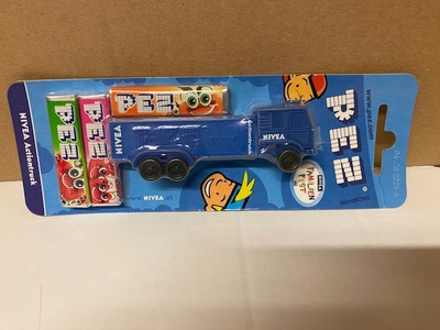 PEZ Nivea Truck
