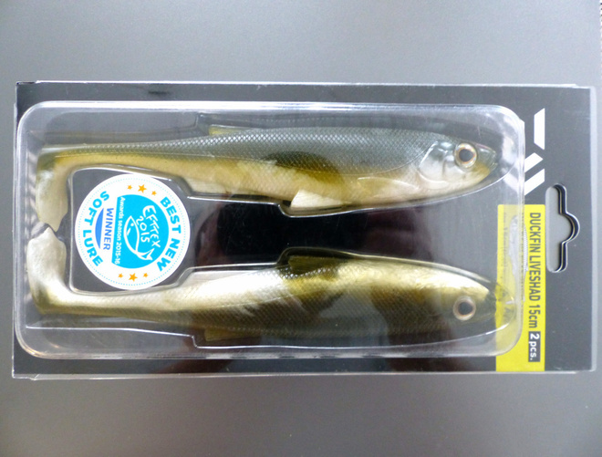 DAIWA Duckfin Liveshad 15cm, 28g Väri: Ayu