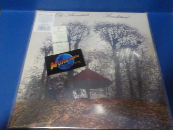 OLLI AHVENLAHTI - BANDSTAND - UUSI LP