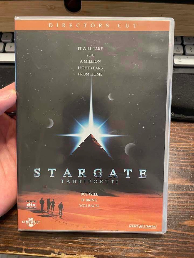 Stargate - Tähtiportti (suomidvd, 1994, Roland Emmerich)