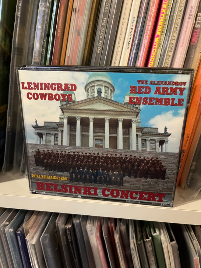 Leningrad Cowboys & Red army Ensemble - Total Balalaika Show