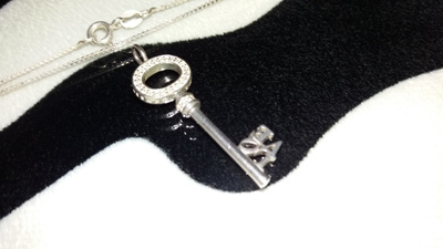 Hopea Thomas Sabo Avain x love riipus kaulakoru