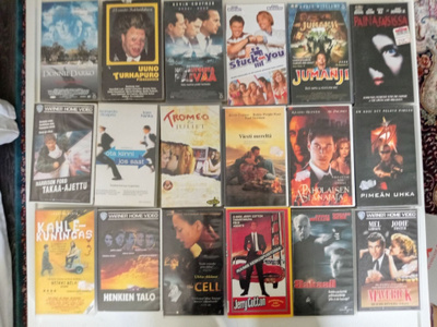 Vhs paketti 18 kpl