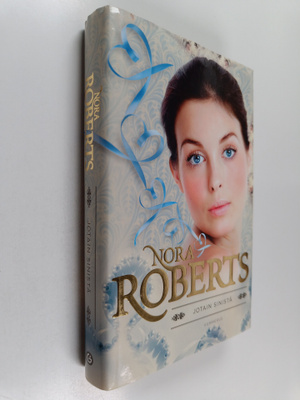 Nora Roberts : Jotain sinistä