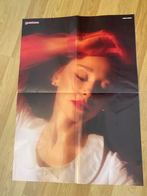 Ariana Grande julisteet