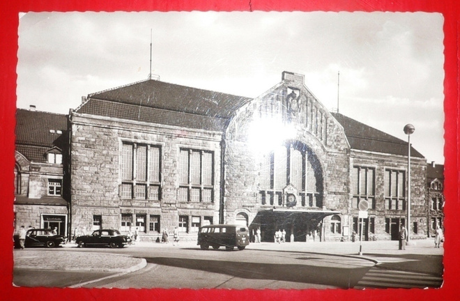 Bielefeld  -  Bahnhof  -   Asema  1961 / Vanhat autot