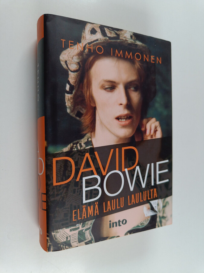Tenho Immonen : David Bowie : elämä laulu laululta