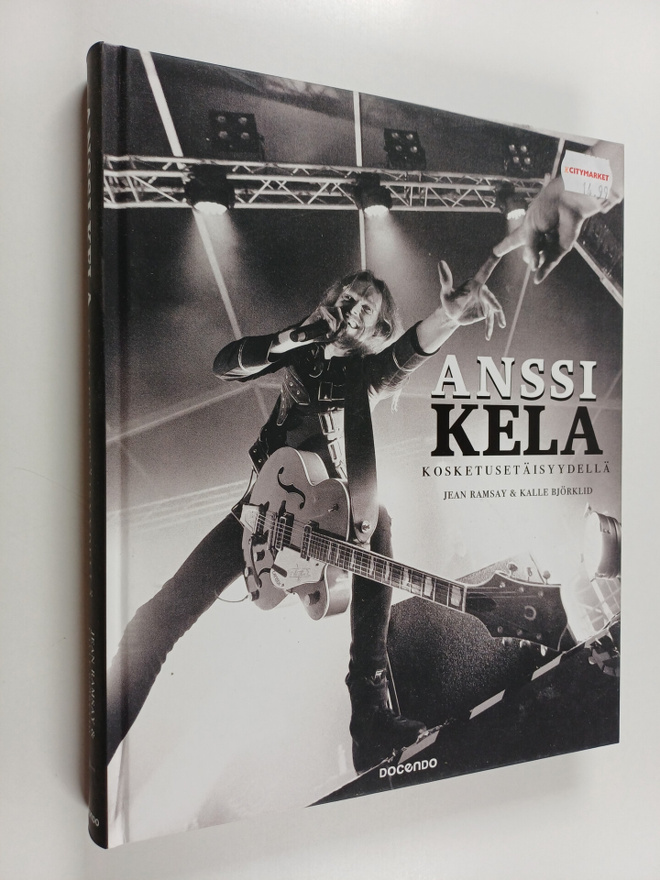 Jean Ramsay : Anssi Kela : kosketusetäisyydellä