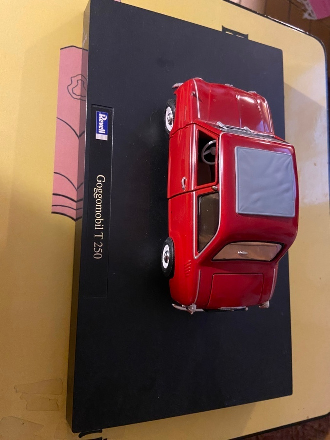 Goggomobil T250 pienoismalli