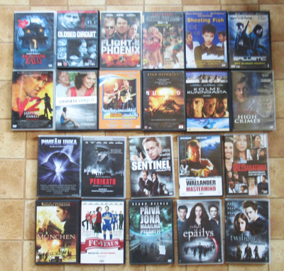 22 kpl:n paketti dvd-levyt