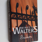 Minette Walters : Pirunkettu - pikkukuva 1