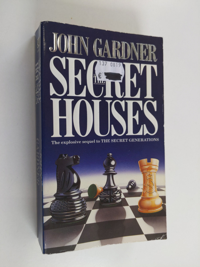 John Gardner : The Secret Houses