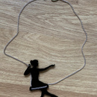 Tatty Devine swing girl kaulakoru - pikkukuva 1