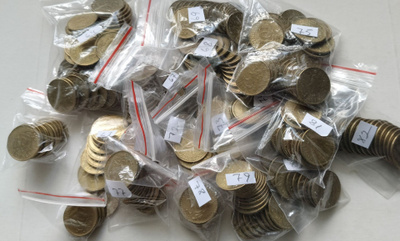 10 penniä, kaikki vuodet 1963-1982, 271 kolikkoa. Circ