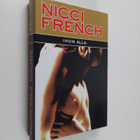 Nicci French : Ihon alla - pikkukuva 1