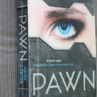 Aimee Carter : Pawn Blackcoat Rebellion 1 ( 2014 k.po ) - pikkukuva 1