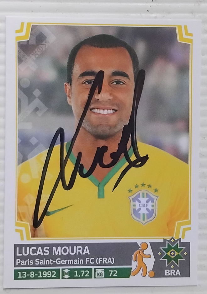 Lucas Moura Brasilia signed