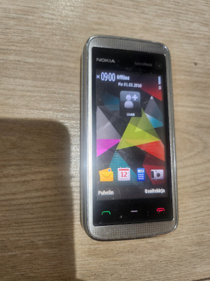 Nokia 5530 puhelin