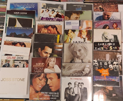 CDs Sinkku paketti 30 Kpl Ulkomainen Rock,Pop ym.