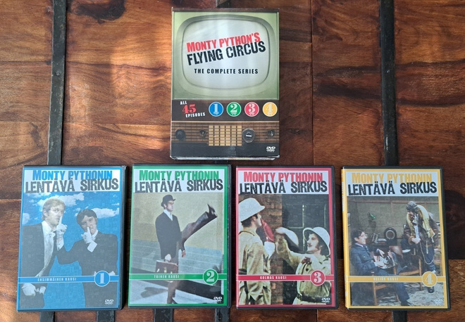 Monty Python's Flying Circus 1969–1974 (DVD) koko sarja