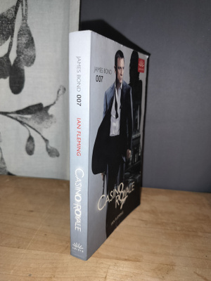 Ian Fleming - Casino Royale - James Bond 3.p.2006