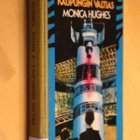 Monica Hughes : Kolme K - kaupungin valtias ( 1.p. 1980 k.p) - pikkukuva 1